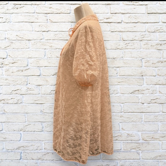 Vintage 1960s Robe Lace and Chiffon Peach Hollywood Vassarette Robe Size 34 - Picture 3 of 7